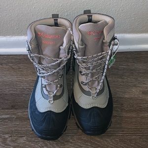 Columbia Snow Boot, NWT